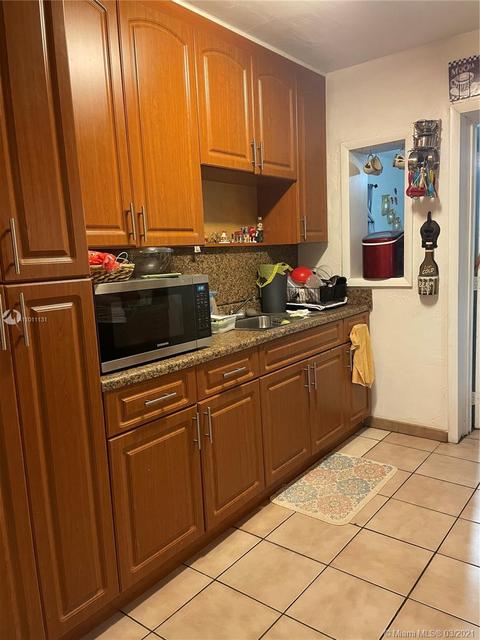 672 E 21st St, Hialeah, FL 33013 photo 14