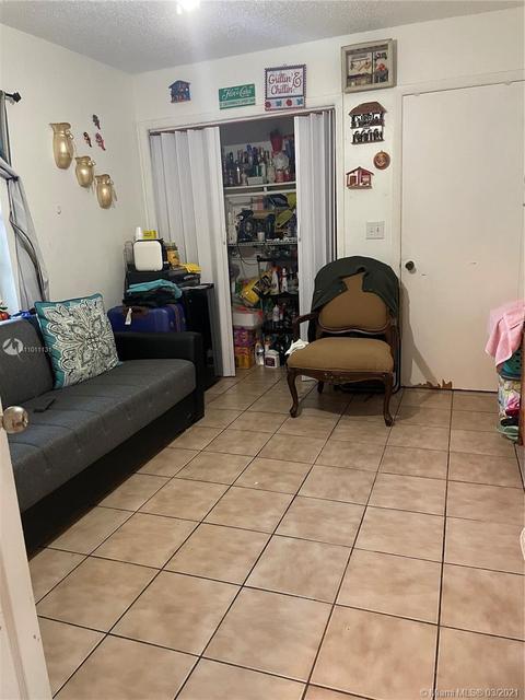 672 E 21st St, Hialeah, FL 33013 photo 9