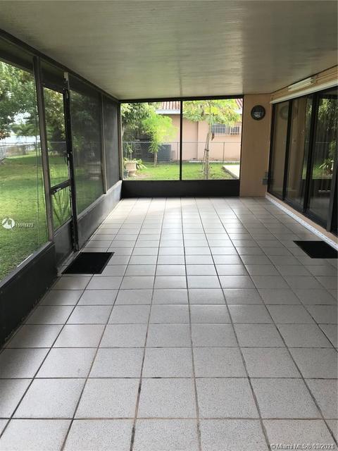 6449 W 8th Ave, Hialeah, FL 33012 photo 16