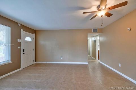 501 W Sample Rd, Pompano Beach, FL 33064 photo 9