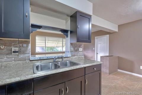 501 W Sample Rd, Pompano Beach, FL 33064 photo 14