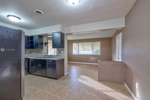 501 W Sample Rd, Pompano Beach, FL 33064 photo 10