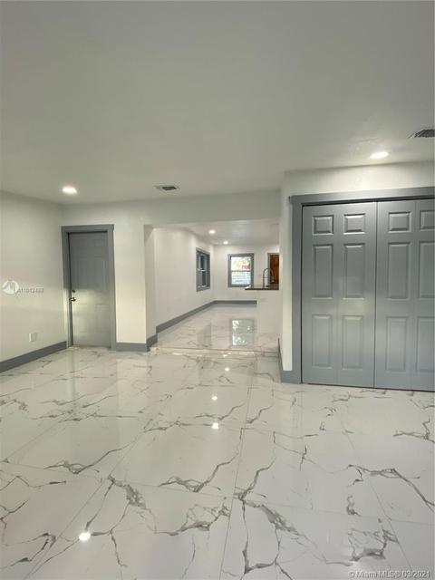 800 E 10th Ave, Hialeah, FL 33010 photo 10
