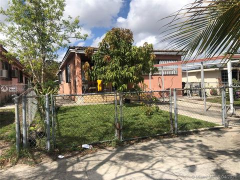 565 E 44th St, Hialeah, FL 33013 photo 1