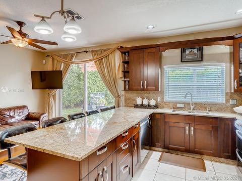 4777 NW 120th Way, Coral Springs, FL 33076 photo 12
