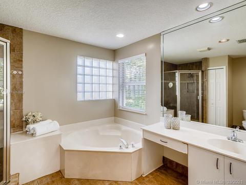 4777 NW 120th Way, Coral Springs, FL 33076 photo 23