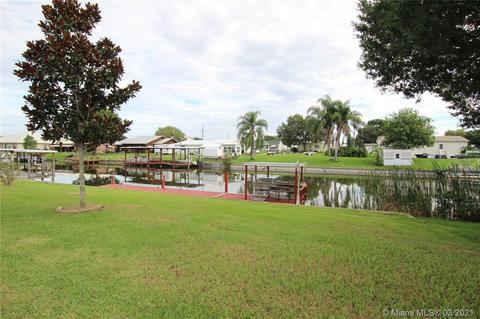 2043 SE 34th Ln, Taylor Creek, FL 34974 photo 27