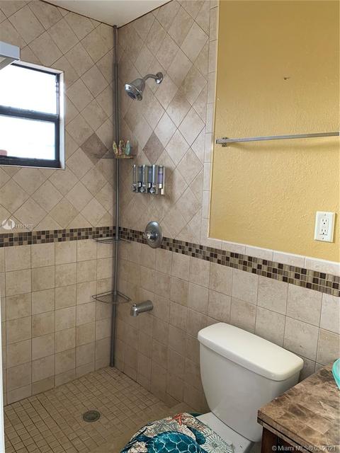 696 E 51st St, Hialeah, FL 33013 photo 9