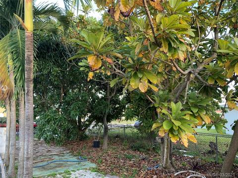 696 E 51st St, Hialeah, FL 33013 photo 19