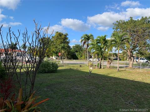 696 E 51st St, Hialeah, FL 33013 photo 6