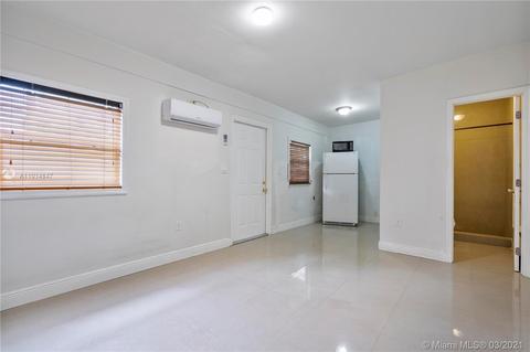 968 E 33rd St, Hialeah, FL 33013 photo 8