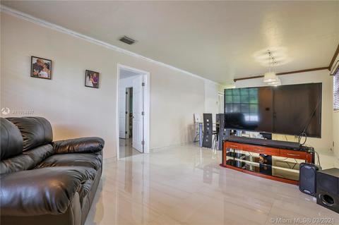 968 E 33rd St, Hialeah, FL 33013 photo 14