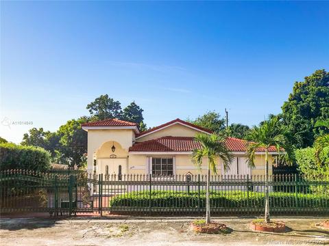 820 SE 3rd Pl, Hialeah, FL 33010 photo 5