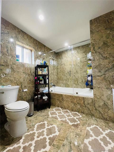 820 SE 3rd Pl, Hialeah, FL 33010 photo 32