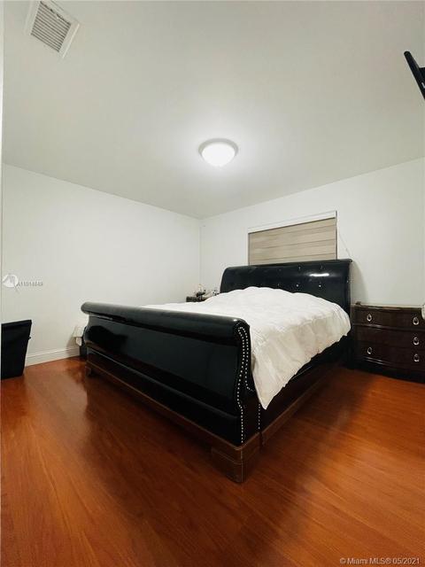820 SE 3rd Pl, Hialeah, FL 33010 photo 25
