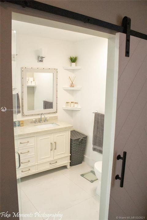 8765 NW 149th Ter, Miami Lakes, FL 33018 photo 8