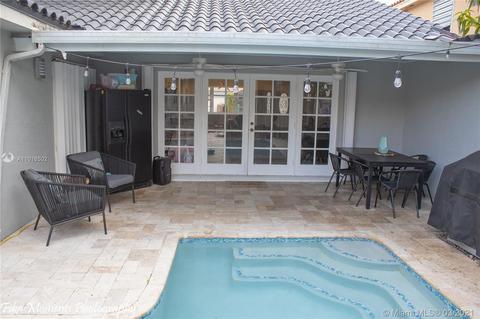 8765 NW 149th Ter, Miami Lakes, FL 33018 photo 14