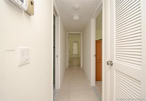1020 E Circle Ter E # D, Delray Beach, FL 33445 photo 9