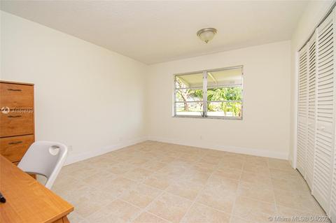 1020 E Circle Ter E # D, Delray Beach, FL 33445 photo 10