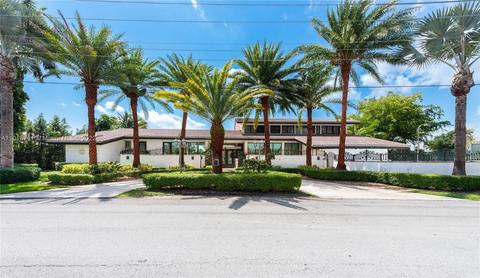 6820 N Augusta Dr, Hialeah, FL 33015 photo 1