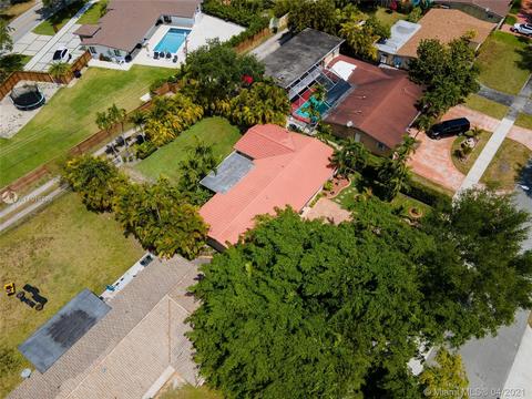 1265 Thrush Ave, Miami Springs, FL 33166 photo 36