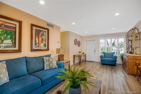 1265 Thrush Ave, Miami Springs, FL 33166 photo 11