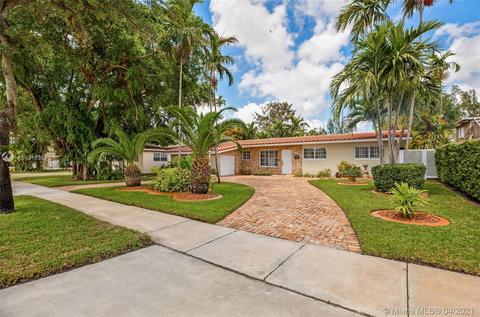 1265 Thrush Ave, Miami Springs, FL 33166 photo 5