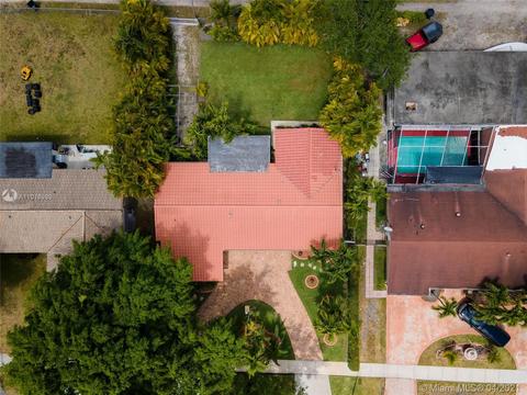 1265 Thrush Ave, Miami Springs, FL 33166 photo 34