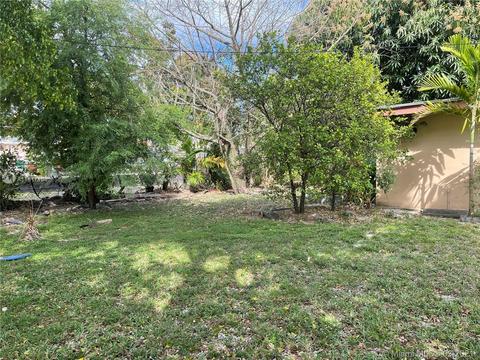 505 E 37th St, Hialeah, FL 33013 photo 15