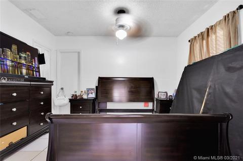 3390 E 1st Ave, Hialeah, FL 33013 photo 13