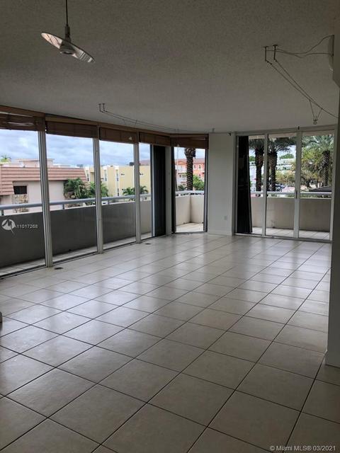 8925 Collins Ave #2E, Surfside, FL 33154 photo 3
