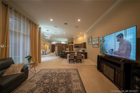2994 Oakbrook Dr, Weston, FL 33332 photo 4