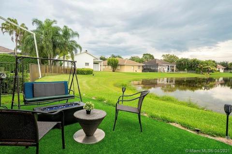 2994 Oakbrook Dr, Weston, FL 33332 photo 14