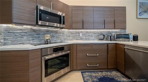 2994 Oakbrook Dr, Weston, FL 33332 photo 2