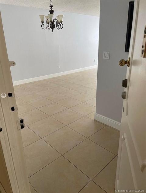 7355 W 4th Ave #313, Hialeah, FL 33014 photo 1