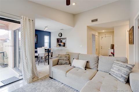 Undisclosed, Hialeah, FL 33015 photo 14