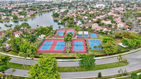 Undisclosed, Hialeah, FL 33015 photo 29