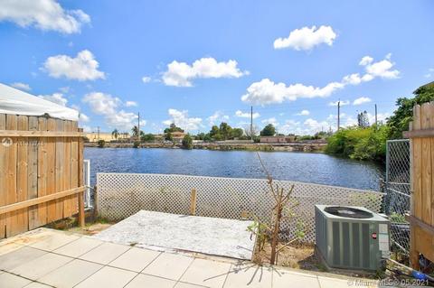 1370 W 69th St, Hialeah, FL 33014 photo 16
