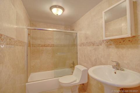 1370 W 69th St, Hialeah, FL 33014 photo 27