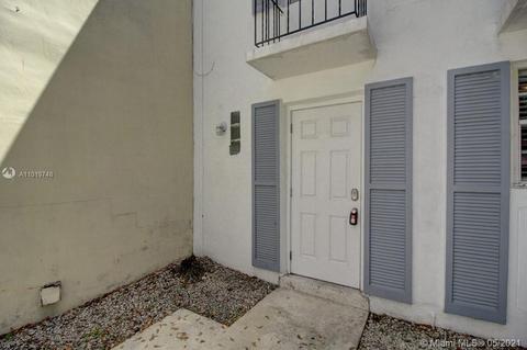 1370 W 69th St, Hialeah, FL 33014 photo 5
