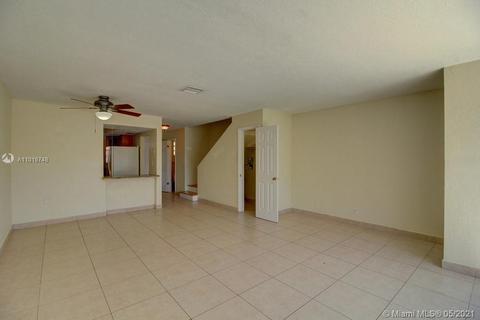 1370 W 69th St, Hialeah, FL 33014 photo 15