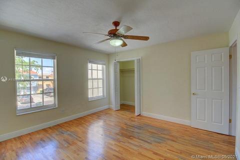 1370 W 69th St, Hialeah, FL 33014 photo 25