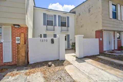 1370 W 69th St, Hialeah, FL 33014 photo 3
