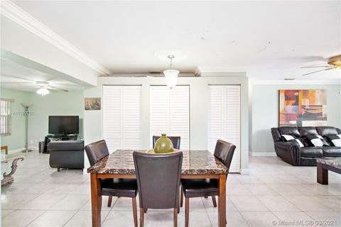 1271 W 76th St, Hialeah, FL 33014 photo 17