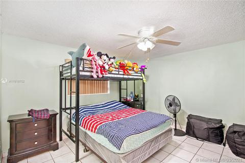 1271 W 76th St, Hialeah, FL 33014 photo 28