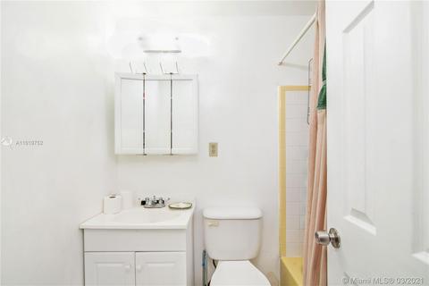 1271 W 76th St, Hialeah, FL 33014 photo 29