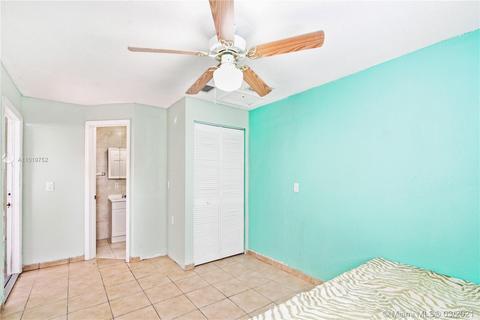 1271 W 76th St, Hialeah, FL 33014 photo 31