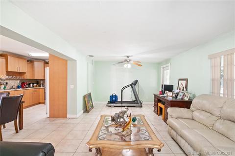 1271 W 76th St, Hialeah, FL 33014 photo 20