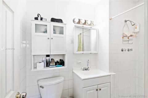 1271 W 76th St, Hialeah, FL 33014 photo 7