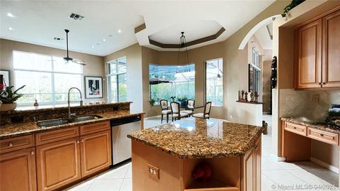 2558 Eagle Run Ln, Weston, FL 33327 photo 9